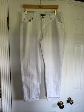 Tru Luxe Women’s Size 31/12 Slim Straight Jeans